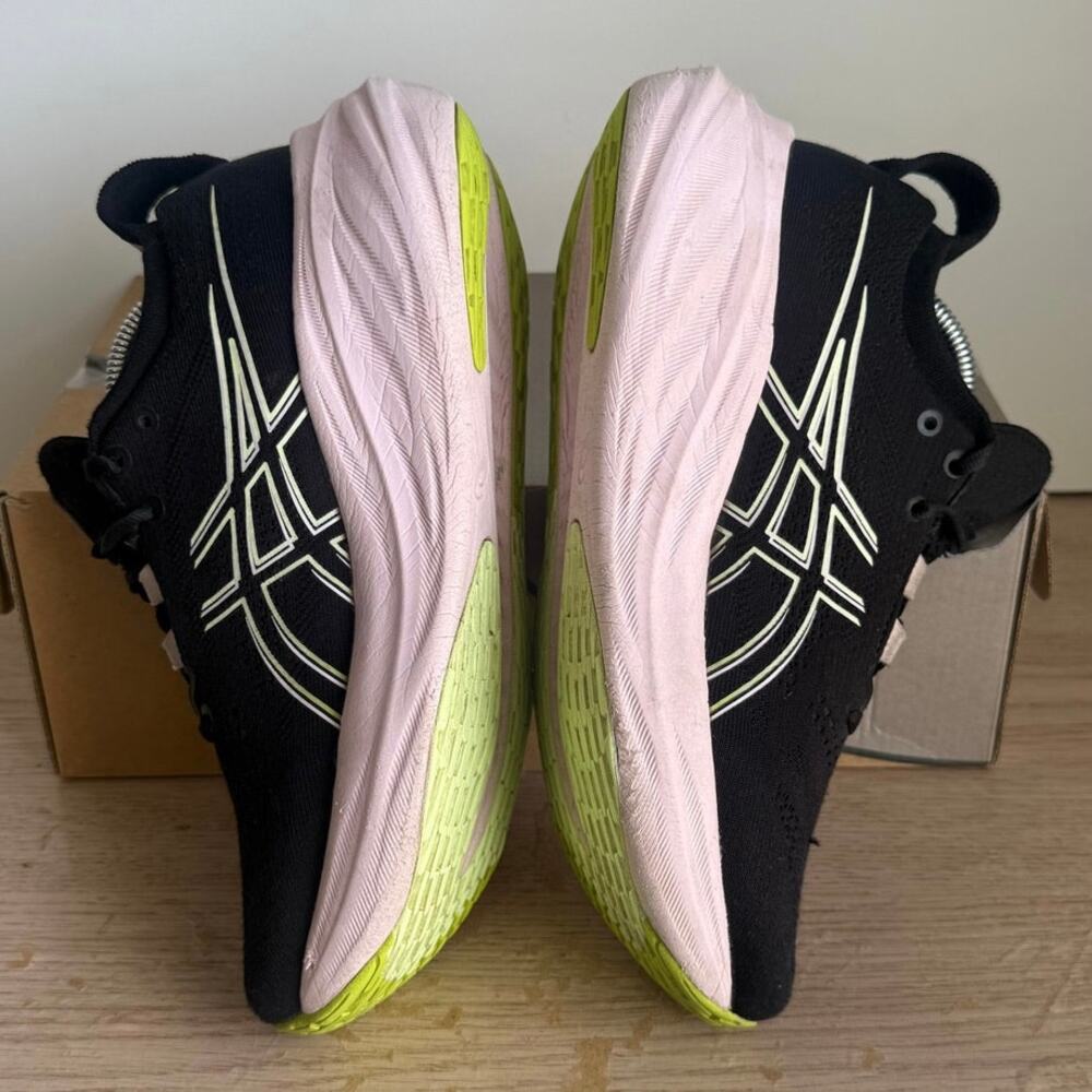 ASICS Gel Nimbus 26 Women Running Sneakers - SZ 7 - Picture 3 of 14